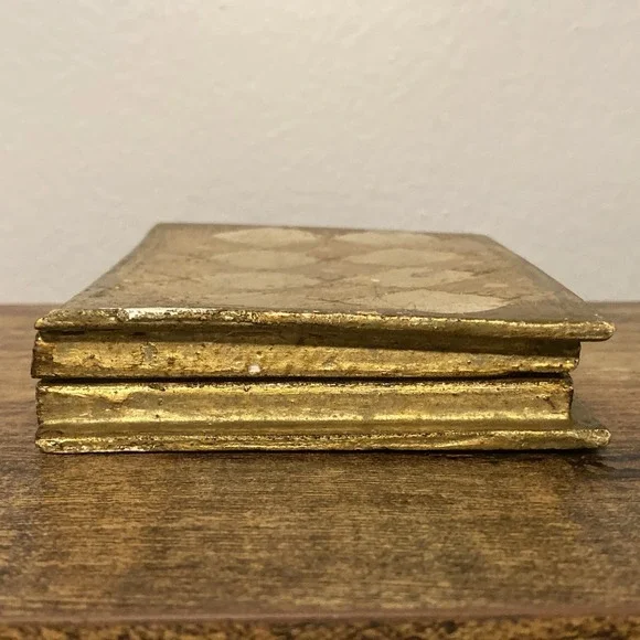 Antique Gold Gilt Florentine Wood Diptych Saint Francis Assisi A SIMPLE PRAYER - Picture 12 of 15